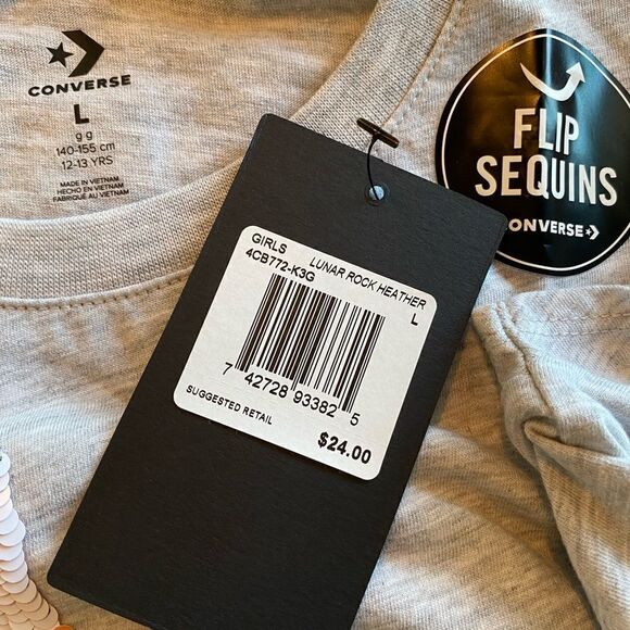 Converse Girls Sneaker Tshirt with Flip Sequins - Picture 7 of 8